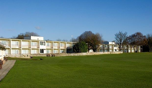 Bristol (Alveston) exterior