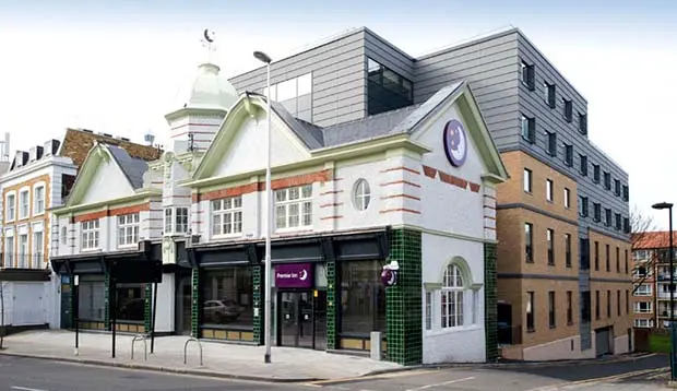 London Clapham exterior