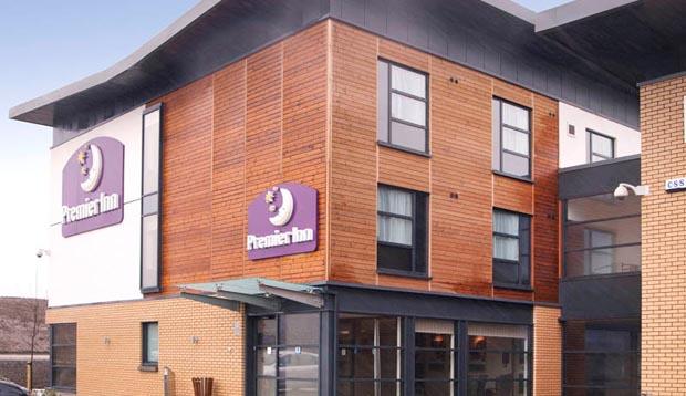 Exterior of Premier Inn Glasgow Newton Mearns (M77 J4)