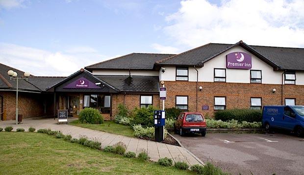 Exterior at Premier Inn Hatfield showing car park