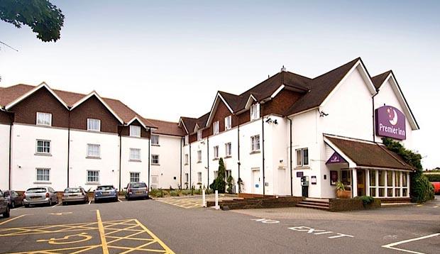 Exterior of Premier Inn Horsham