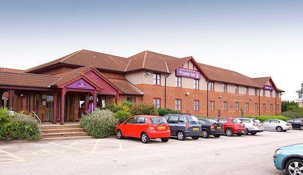 Car park at Premier Inn Mansfield hotel