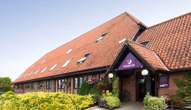 Exterior of Premier Inn Milton Keynes South hotel