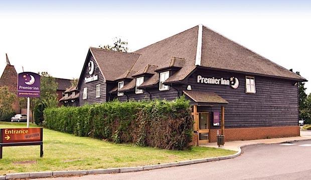 Exterior at Premier Inn Tonbridge North