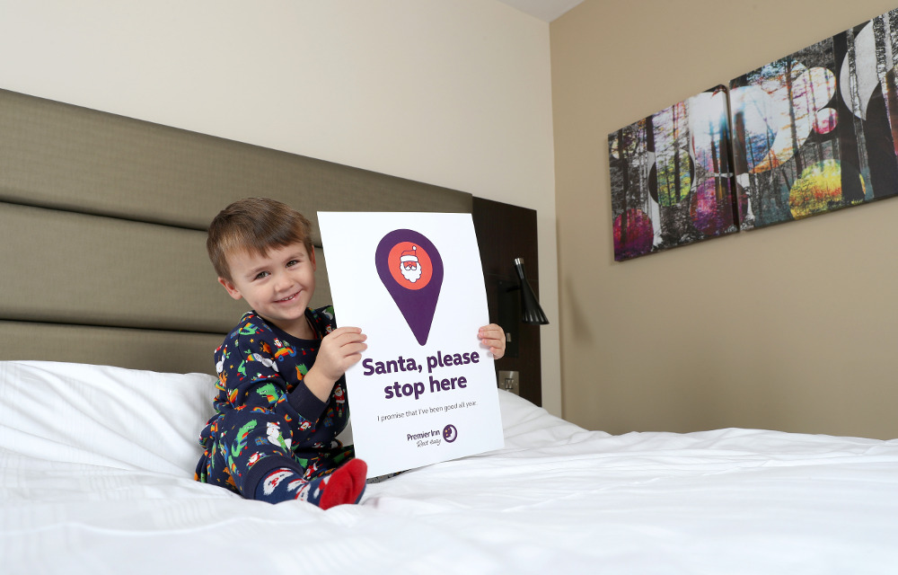 Families can rest easy thanks to our ‘Santa stop here’ signs 