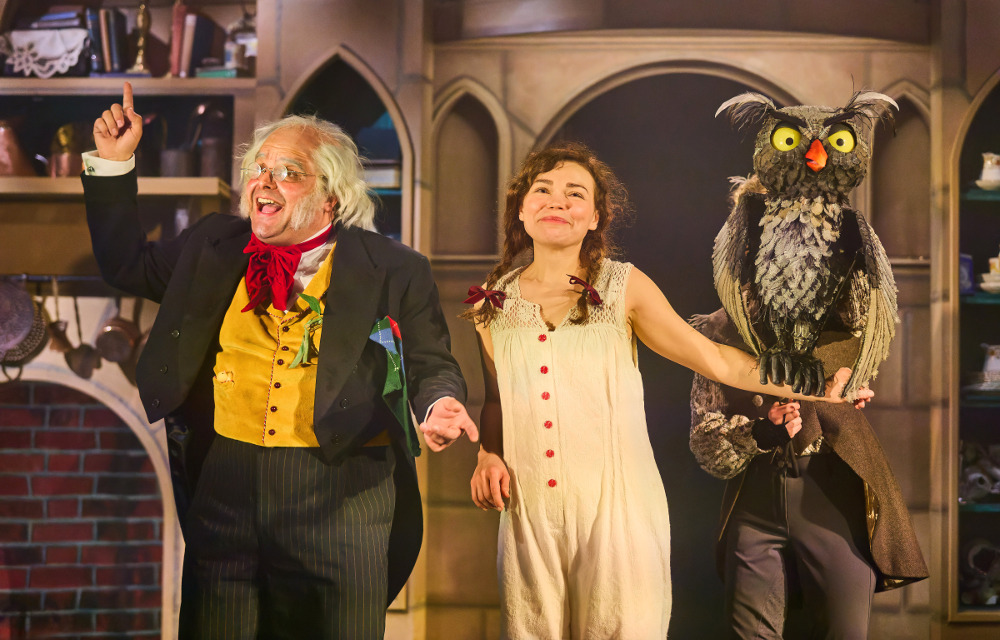 Gibbon, Stella and Wagner in Awful Auntie