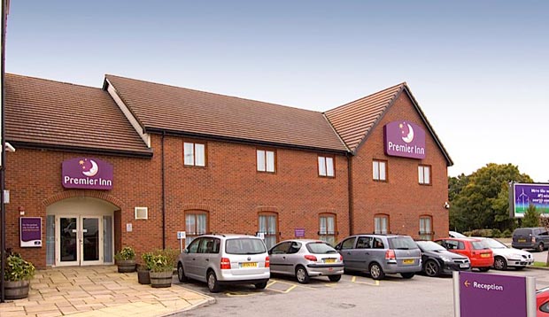 Exterior at Premier Inn Manchester Trafford Centre North with car park view